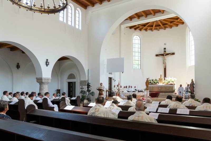 2025_05_27_bata papi zarandoklat_61.jpg